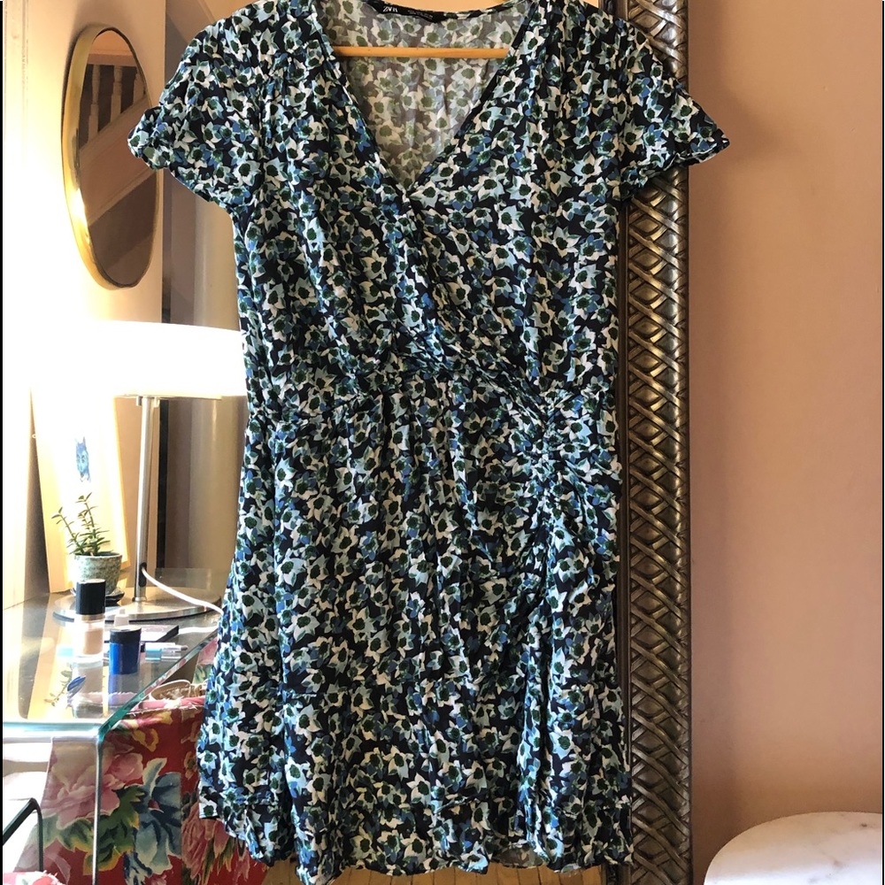 Mini dress, viscose. Very light